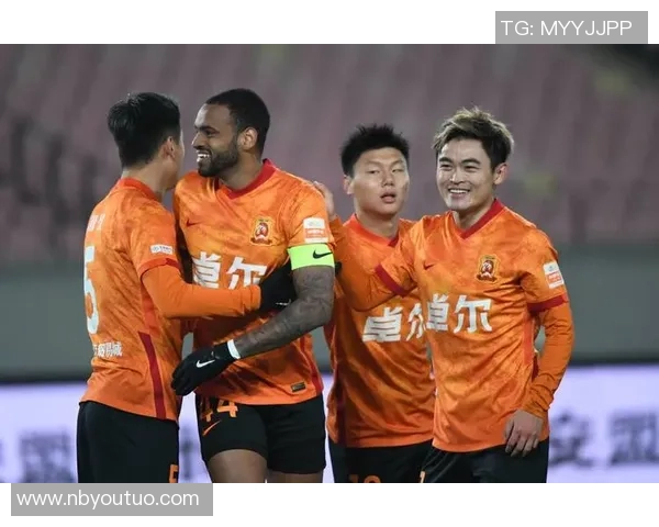 武汉足球队与南京足球队实力对比赛后分析与总结