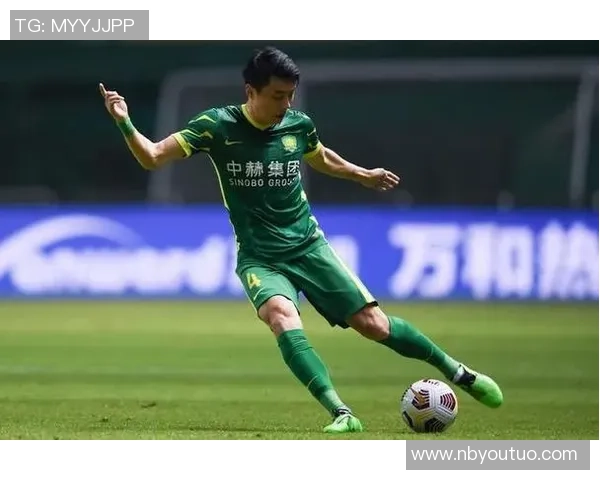 李磊独家分享足球心得与技巧助你提升球技和战术理解 李磊独家分享足球心得与技巧助你提升球技和战术理解