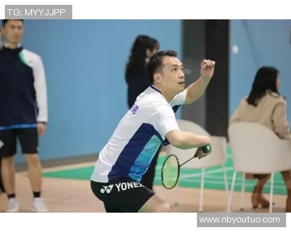 刘强专访：从羽毛球小将到职业选手的成长与坚持之路