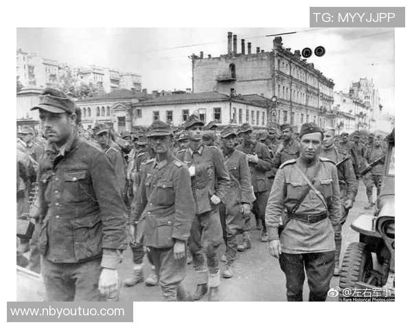 德国战俘营中的奇遇英国足球明星如何在逆境中重拾信心