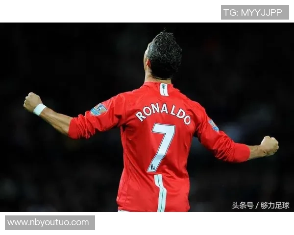 足球明星漏鸟图揭秘背后的故事与趣闻让你大开眼界的足球世界新视角 足球明星漏鸟图揭秘背后的故事与趣闻让你大开眼界的足球世界新视角